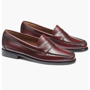 Weejuns G.H. Bass Co. women’s 8 loafers penny shoes barely worn slip on $175